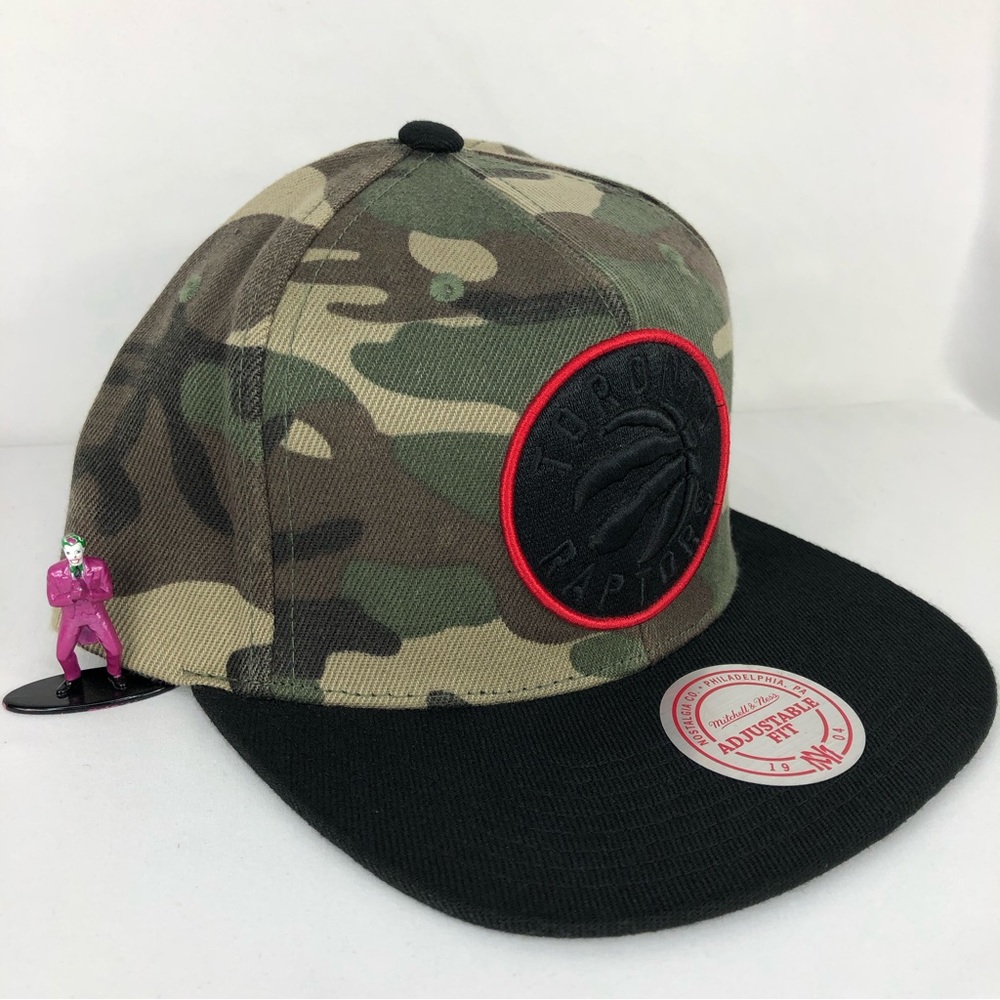 Toronto Raptors Mitchell & Ness SnapBack - Picture 3 of 5